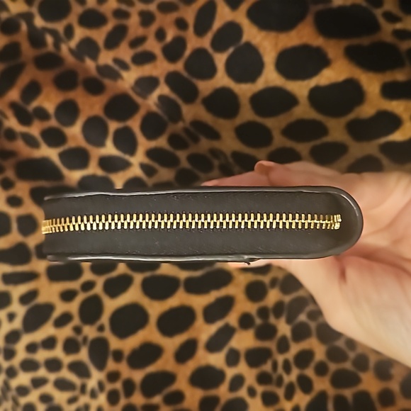 BURBERRY🆕️Black Long Zip Around Wallet/ Pebbled & Smooth Leather W COA - Picture 8 of 9